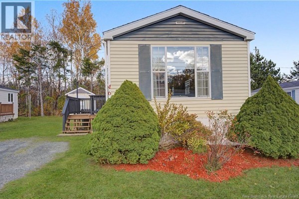 Bath (# pieces 1-6) - 46 Travis Street, Miramichi, NB E1V6A2 Photo 3