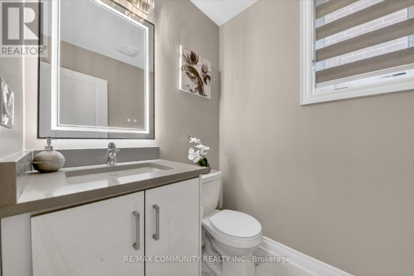 46 Wamsley Crescent, Clarington, ON, photo 2