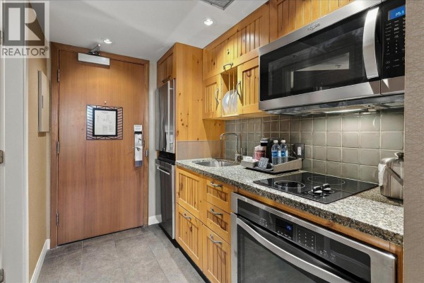 460 4090 Whistler Way, Whistler, BC V8E1J3 Photo 4