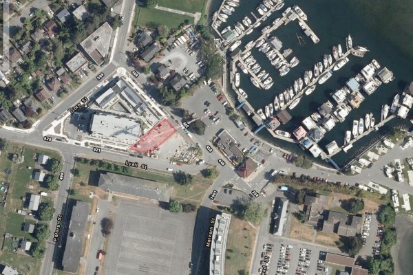 460-464 Head St, Esquimalt, BC V9A5S2 Photo 3