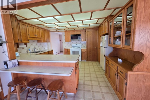 Kitchen - 460 7th Avenue Se, Swift Current, SK S9H3P9 Photo 2