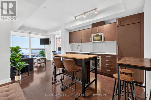 460 Adelaide Street E, Toronto, ON M5A0E7 Photo 5