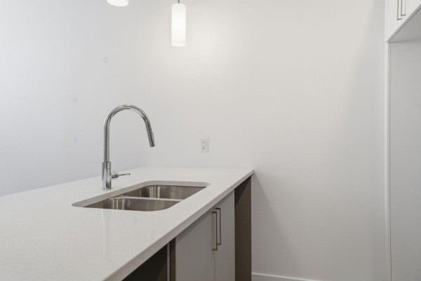 460 Boul. De L'amérique-française, #102, Gatineau, QC J9J0G5 Photo 2