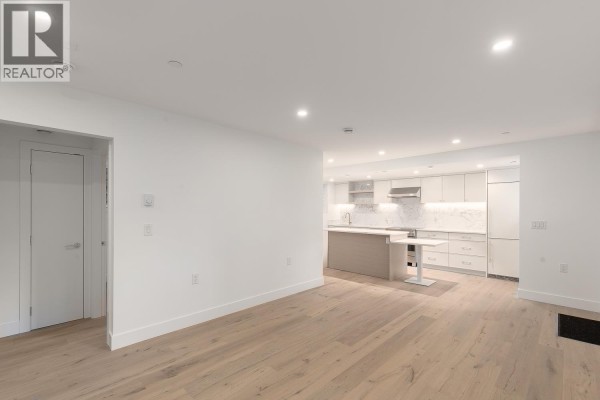 460 E 17th Avenue, Vancouver, BC V5V1B1 Photo 2