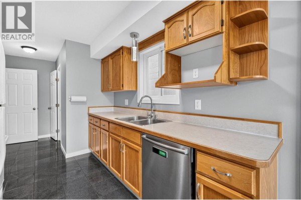 460 Rene Avenue Unit# 101, Penticton, BC, photo 3