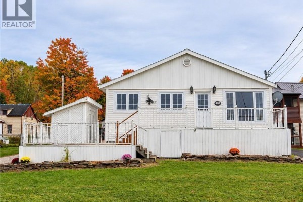 460 Vanier Street, Campbellton