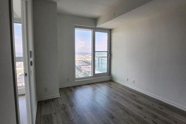 Primary Bedroom - 4602 - 1000 Portage Parkway, Vaughan, ON L4K0L1 Photo 4