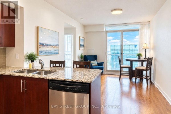 4602 - 65 Bremner Boulevard, Toronto, ON, photo 2