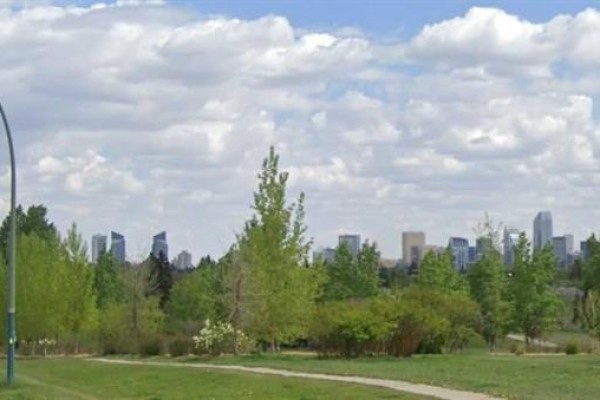 4607 14a Street Sw, Calgary, AB T2T3Y5 Photo 2