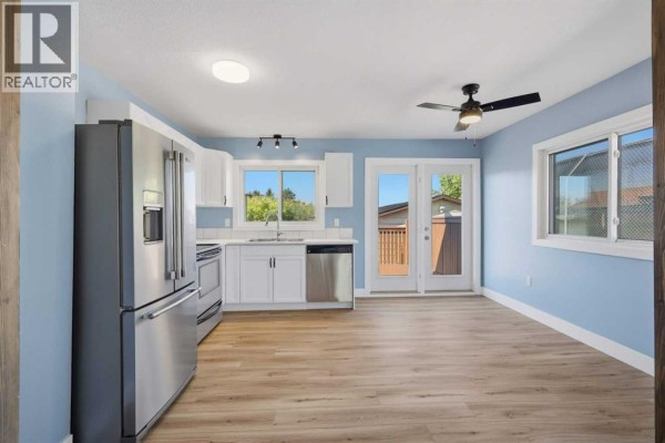 4pc Bathroom - 4608 Broadway Avenue, Blackfalds, AB T0M0J0 Photo 5