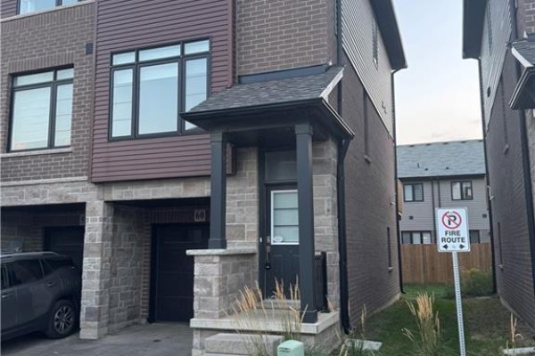 4pc Bathroom - 461 Blackburn Drive Unit# 60, Brantford, ON N3T0W9 Photo 2