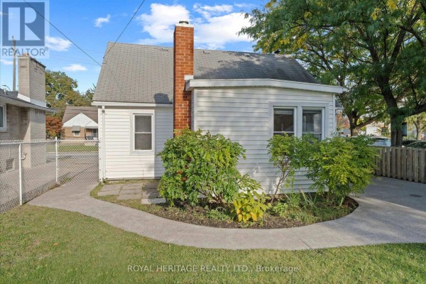 Bedroom - 461 Lauzon Road, Windsor, ON N8S3M2 Photo 4