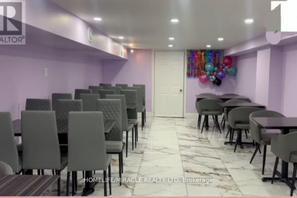 461 Pharmacy Avenue, Toronto, ON, photo 3