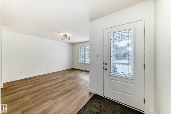 Primary Bedroom - 4611 177ave Nw, Edmonton, AB T5Y4B7 Photo 4