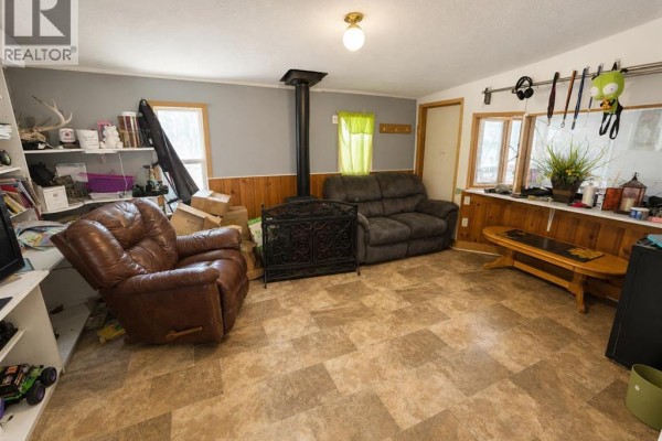 2pc Bathroom - 4611 48 Street, Rycroft, AB T0H3A0 Photo 5