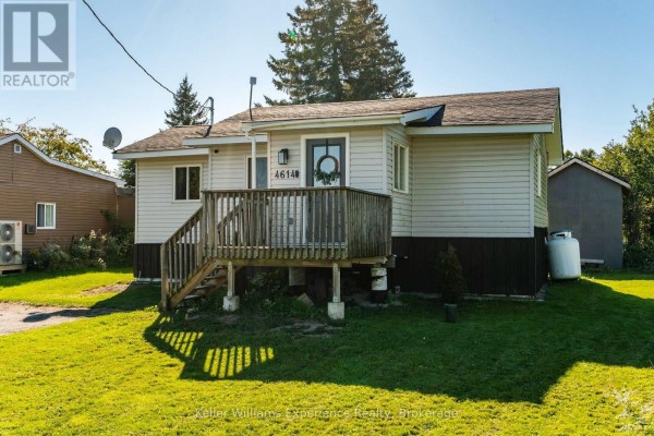 Kitchen - 4614 25 Side Road, Ramara, ON L3V6H7 Photo 2