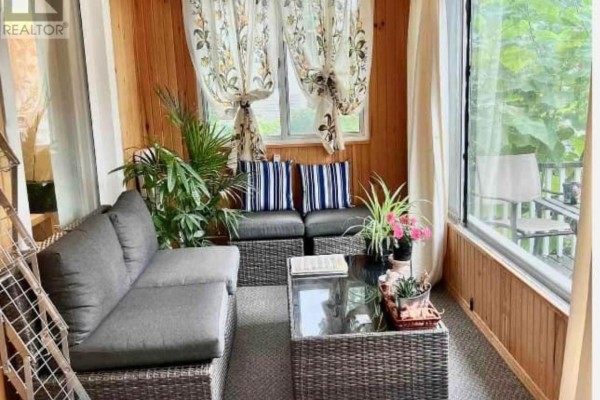 Dining room - 4614 Eastwood Crescent, Niagara Falls, ON L2E1B3 Photo 2