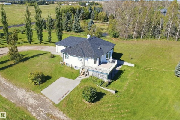 Kitchen - 4615 17 St Sw, Edmonton, AB T6X2P9 Photo 3