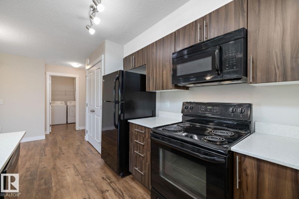 4615 199 St Nw, Edmonton, AB, photo 2