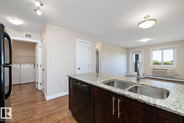 4615 199 St Nw, Edmonton, AB, photo 3