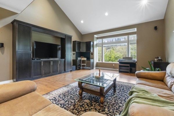 4615 232 Street, Langley, BC V2Z2S1 Photo 5