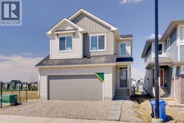 Great room - 462 Bighorn Avenue Sw, Calgary, AB T2Y1C8 Photo 2