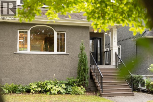 462 W 22nd Avenue, Vancouver, BC V5Y2G5 Photo 2