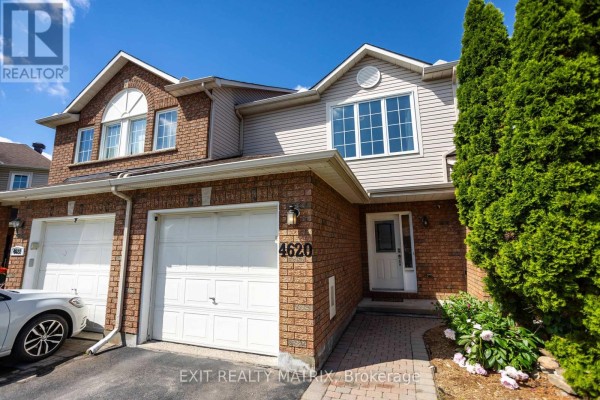 Living room - 4620 Ogilvie Walk Crescent, Ottawa, ON K1J1G7 Photo 2