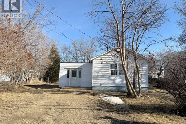 4621 46 Street, Lacombe, AB, photo 3