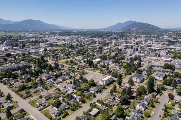 Primary Bedroom - 46252 Margaret Avenue, Chilliwack Proper East, Chilliwack, BC V2P2G9 Photo 4