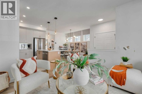 Kitchen - 463 Buffaloberry Manor Se, Calgary, AB T3M4G8 Photo 3