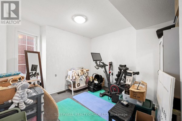463 Cooper Street, Ottawa, ON K1R5H8 Photo 4