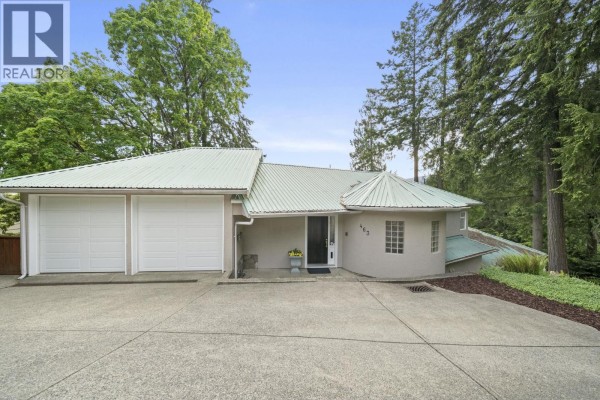 463 Ventura Crescent, North Vancouver, BC V7N3G8 Photo 2