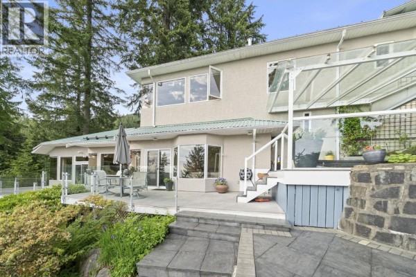 463 Ventura Crescent, North Vancouver, BC V7N3G8 Photo 4