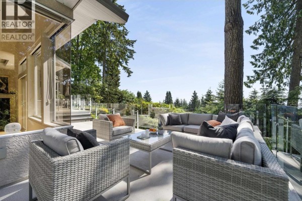 463 Ventura Crescent, North Vancouver, BC V7N3G8 Photo 5