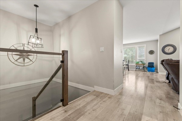 Bedroom 3 - 46302 Riverside Drive, Chilliwack Proper East, Chilliwack, BC V2P3L3 Photo 5