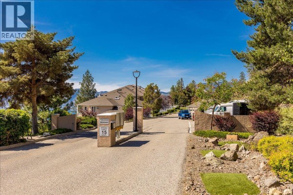 4pc Bathroom - 4630a Ponderosa Drive Unit# 106, Peachland, BC V0H1X5 Photo 2