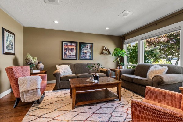 46378 John Place, Sardis South, Chilliwack, BC V2R3S6 Photo 4