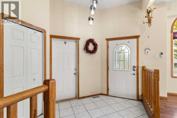 Kitchen - 4638 52 Avenue S, Bentley, AB T0C0J0 Photo 2