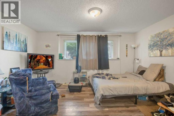 4639 48 Street, Sylvan Lake, AB T4S1L4 Photo 4