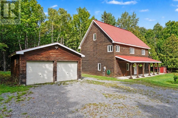464 Dalhousie 1a Concession, Lanark Highlands, ON, photo 2