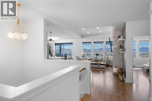 Family room - 464 Edinburgh Boulevard, Kamloops, BC V1S0E6 Photo 4