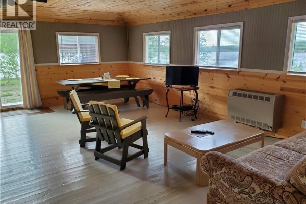 Living room - 464 Highway 11, Greenstone, ON P0T2J0 Photo 5
