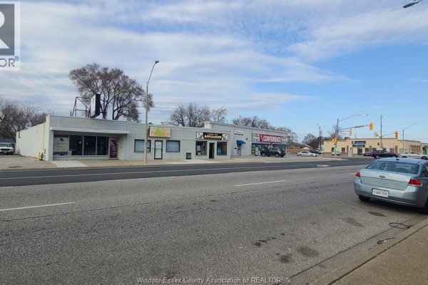 4640-4690 Tecumseh Road East, Windsor, ON N8W1K7 Photo 3