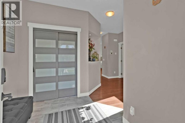 Dining room - 4641 81 Street Nw, Calgary, AB T3B2P5 Photo 5