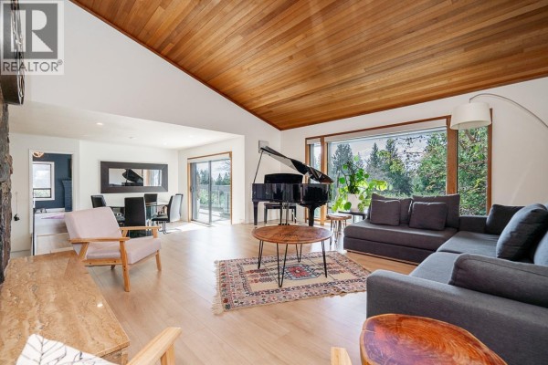4643 Port View Place, West Vancouver, BC V7S3A4 Photo 4