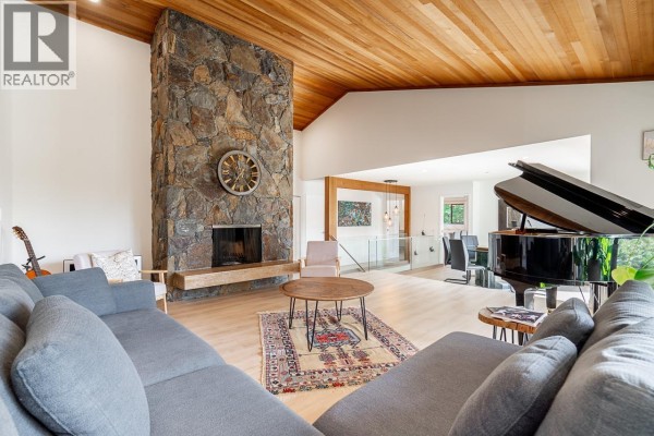 4643 Port View Place, West Vancouver, BC V7S3A4 Photo 5