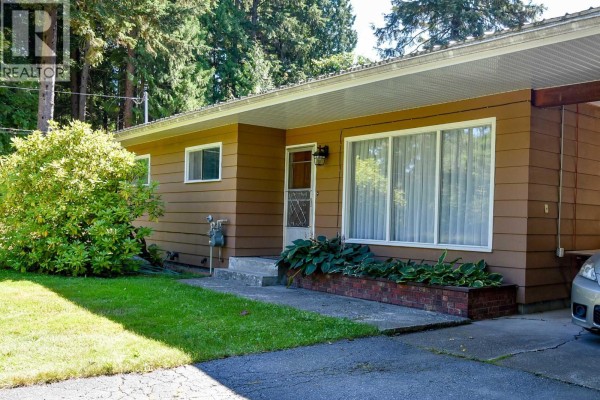 Foyer - 4643 Queensway Drive, Terrace, BC V8G3X4 Photo 4