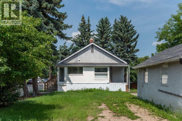 Living room - 4645 47 Street, Red Deer, AB T4N1P9 Photo 5