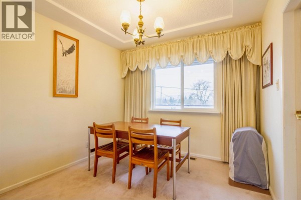 4645 Charlotte Court, Burnaby, BC V5G3V1 Photo 5